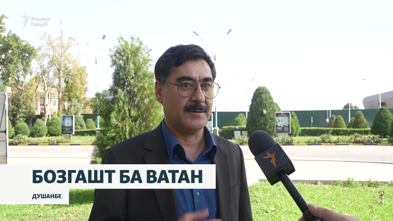 Шоири тоҷик Сиёвуш Ҷунайдӣ ба ватан баргашт