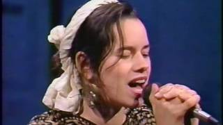 10,000 Maniacs Don&#39;t Talk live (Letterman) 1987