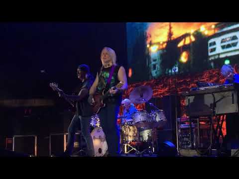 Deep Purple - Smoke on the water, live in Sofia, Bulgaria, 07.12.2019
