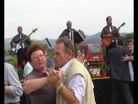 ansambel Snežnik-BISTRIŠKA PIVSKA PESEM (Grad Kalc, 9.5.09).AVI