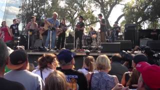 Willie Nelson and Neil Young, This Land is Your Land, Harvest the Hope Benefit, Neligh, NE