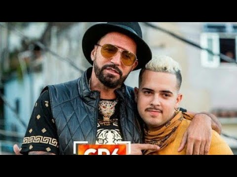 Latino e MC G15 - Novinha Experiente