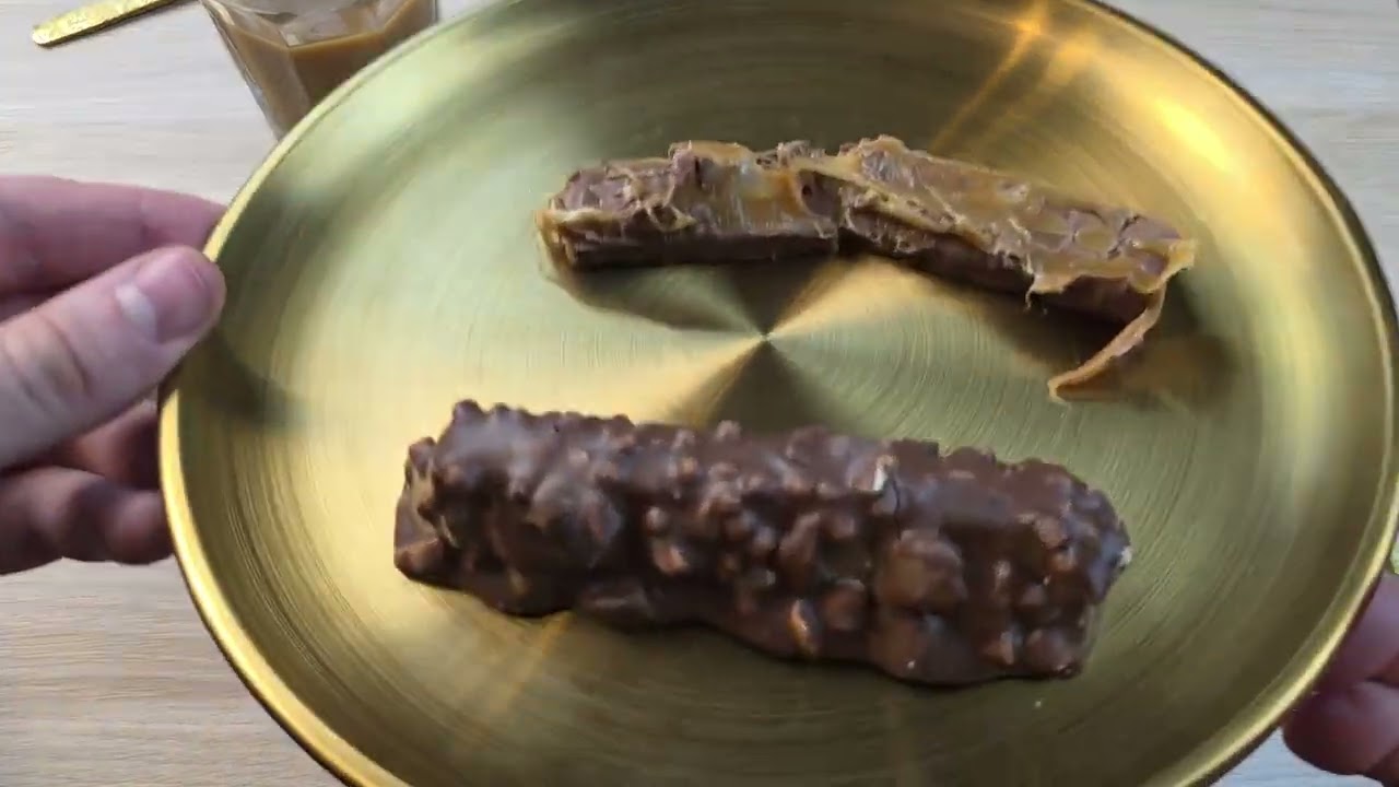 TWIX ИЛИ PICNIC - КАКОЙ БАТОНЧИК ВКУСНЕЕ?