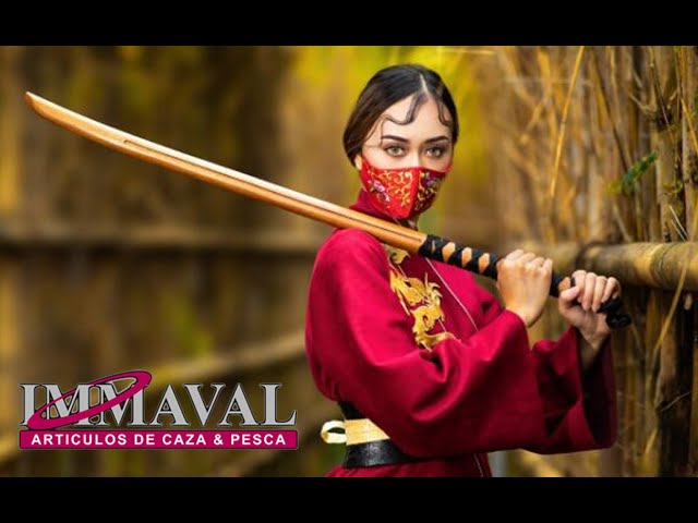 Vídeo relacionado con Katana de Palisandro Natural, Espada samurái de Madera Hecha a Mano con Vaina, bokken de 103 cm para exhibición, colección de Cosplay y Entrenamiento de Kendo-I