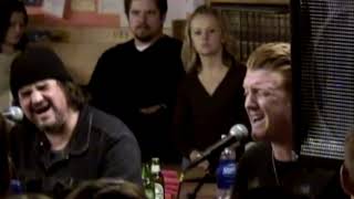 Queens of the Stone Age - Acoustic @ Powell&#39;s Books, Portland 2005 (Full)