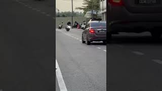 Download lagu Tak pandai main goyang dik goyang 🤣 mp3