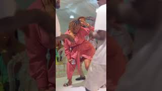 Download lagu Life of the party. #trendy #wedding #reels #ghana #ghanafa #grinding #grind #party #trends #trending mp3