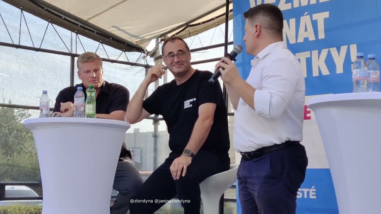 Stoupající hvězda Motoristů. Pravda nebo fake? Byla jsem se mrknout na jejich předvolební debatě