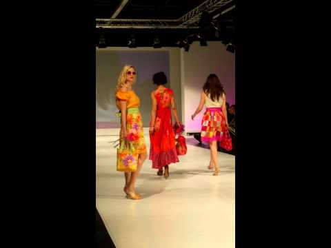 Rowan Modenschau mit Kaffe Fassett & Philip Jacobs