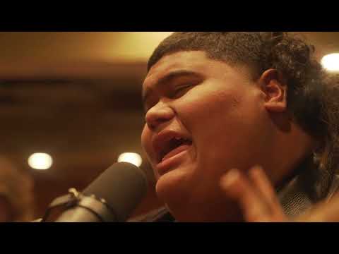 Iam Tongi - If I Could Only Fly (Official Acoustic Video)