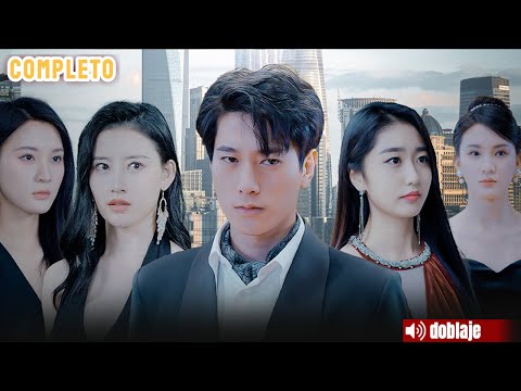 El guardia, un chico pobre, es ridiculizado por todos, sin saber que él es el Dio de Guerra