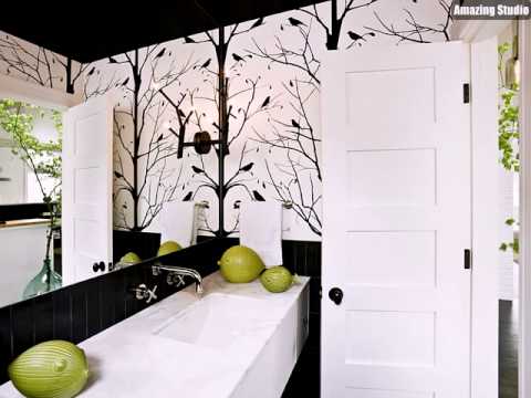 Nature Inspired Schwarzweiß Tapete für das Badezimmer