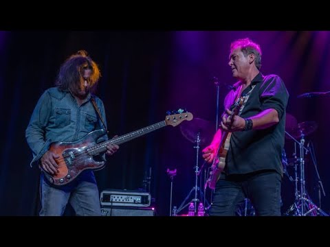 𝐁𝐢𝐥𝐥𝐲 𝐖𝐚𝐥𝐭𝐨𝐧 𝐁𝐚𝐧𝐝 - 𝙈𝙤𝙪𝙣𝙩𝙖𝙞𝙣 🅻🅸🆅🅴  𝐢𝐧 𝐀𝐭𝐥𝐚𝐧𝐭𝐢𝐜 𝐂𝐢𝐭𝐲 𝐍𝐉