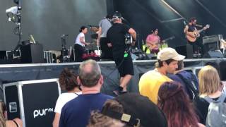 Plants And Animals "No Worries Gonna Find Us" Osheaga 2017