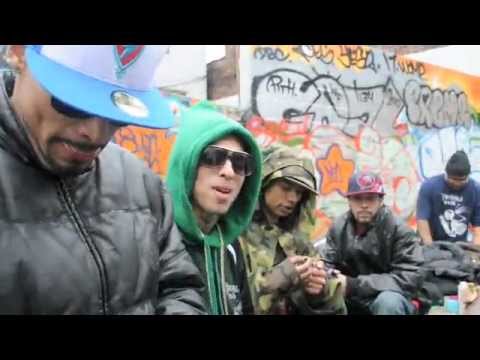 950 Plus VVL #10 - Trouble Tees Photoshoot