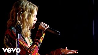 Olivia Holt - Fearless (Vevo Presents: FunPopFun Festival)