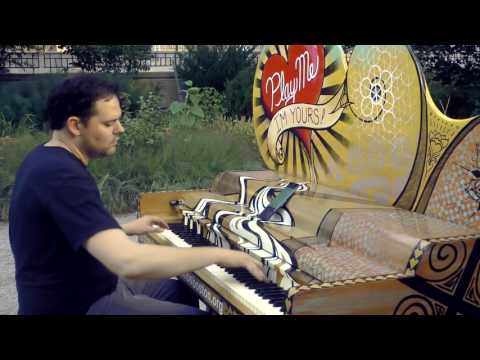 Matt Cameron plays Eyes On The Prize in Dewey Square