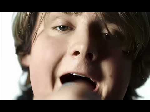 EVERYBODY'S CHANGING - KEANE (VÍDEO 4K OFICIAL) (UHD)