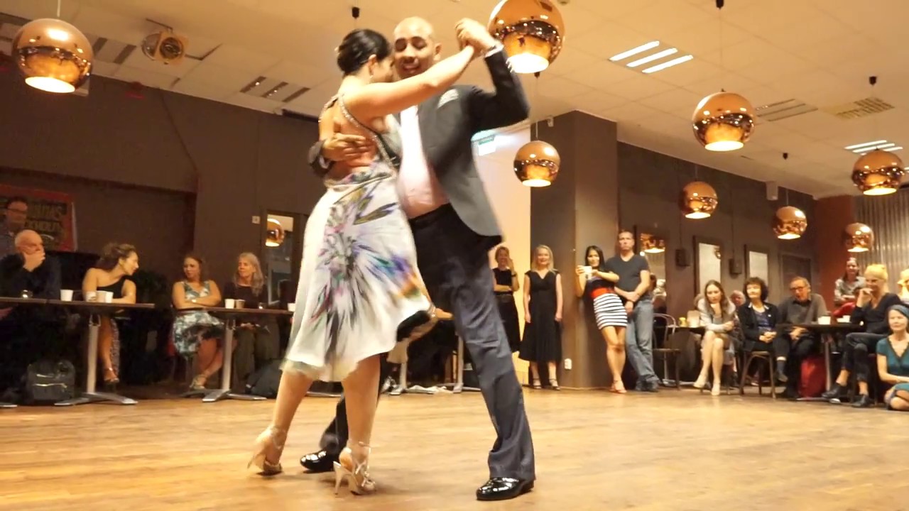 Rita Caldas & Jorge Talquenca, milonga