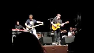 The Niro - So different