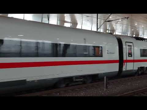 Abfahrt ICE 3 als 625 nach München Hbf und Ankunft ICE 4 als ICE 578 nach Hamburg-Altona