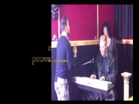 PAOLA MOLINO - NINO MARCHI - GIUSEPPE SANTONOCITO in: NAPOLI chiama CATANIA  095.wmv