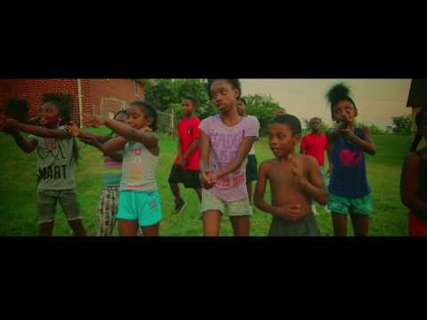 Henny Sohigh Music Video