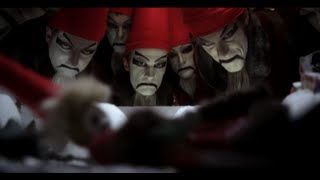 Die Toten Hosen // Weihnachtsmann vom Dach (Offizielles Musikvideo)
