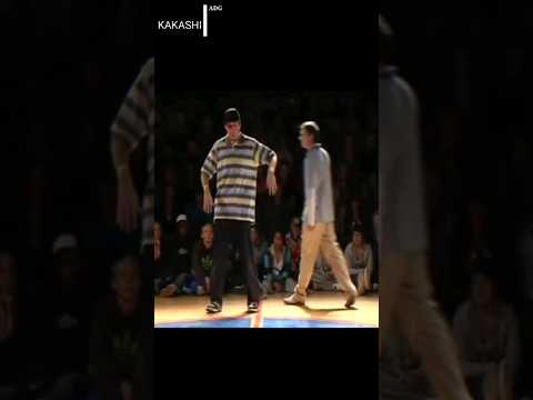 Great Old Popping dance style 😎 by lipskee 🫡💯 Hard Old Poppingbattle 🤯 #shorts