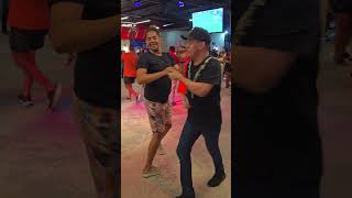 CHAMEI MEU AMIGO PARA DANÇAR ##danca #piseiro #baile #dance #forrozão #forró