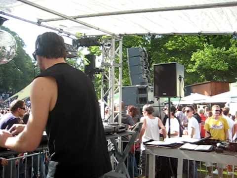 Solomun @ Gruenanlage Schanzenpark (Part1)