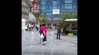 preview picture of video 'Flashmob: Marktplatz Coburg eingefroren'