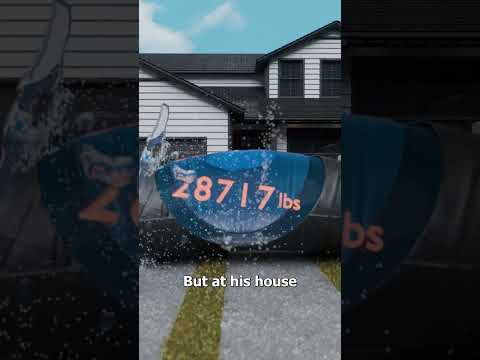 He Used Water Filled Tubes To Block A Flood 😮