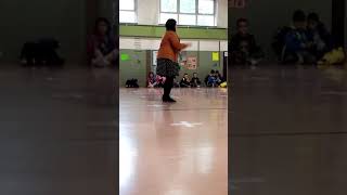 My pricable doing pat pat clap clap