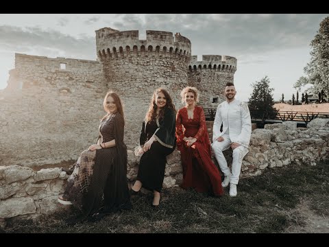 BOJANA NIKOLIĆ I SRPSKI GLASOVI - VILA SA KOŠARA (SOLO JOVANA ZUKANOVIĆ)