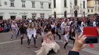 Flashmob - Michael Jackson - Thriller - Graz, 28.10.2017 Mariahilferplatz