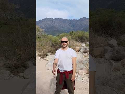Sendero "Amores Escondidos 2" y ejercicios para calentamiento del cuerpo. Las Rabonas, Córdoba