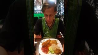 Russian first time eating other Malaysian breakfast - Mark Activer