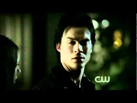 3x10 Damon kissed Elena [The Vampire Diaries]