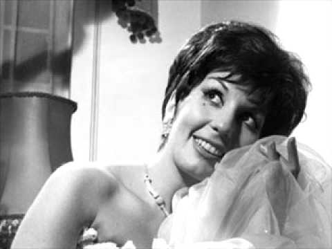 Fifties' Female Vocalists 18: Alma Cogan - "I Went to Your Wedding" (1952)