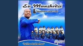 Download lagu Ovhofholola Muya (feat. Luambo) mp3 Download lagu Ovhofholola Muya (feat. Luambo) mp3