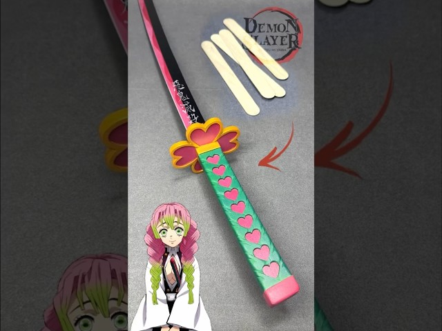 Vídeo relacionado con Hashiman Katana Demon Slayer - Réplica Sable Manga Anime + Soporte Espada de Madera + Cinturón - Juguete Cosplay Catana Japonesa Niños Adultos - Juego Disfraces Ninja (Kanroji Mitsuri)