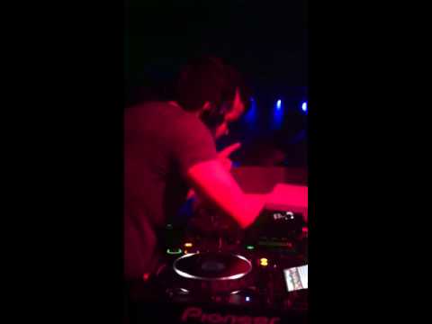 DJ SET BY DJ MARK E STRUT, DOUDOUNE, VAL D ISERE, FRANCE 2012