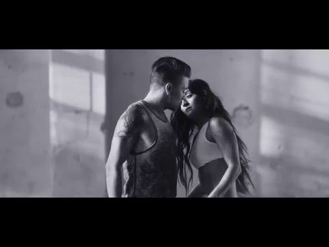 Antti Tuisku - Pyydä multa anteeks kunnolla (virallinen musiikkivideo)