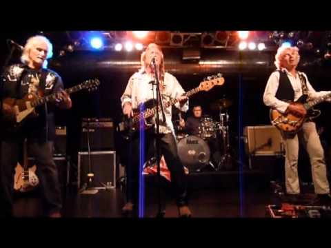 Up around The Bend - CCR covered by Sissi A