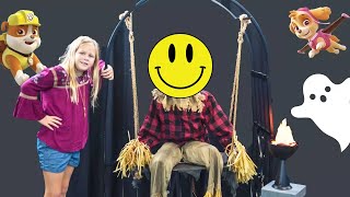 PAW PATROL Nickelodeon 3am Spookiest Assistant Scavenger Hunt for Baby Paw Patrol