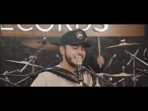 Grupo Arriesgado - El Piyi (en vivo)