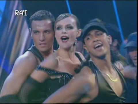 Serena Autieri a Carramba che Fortuna con All that jazz.mpg