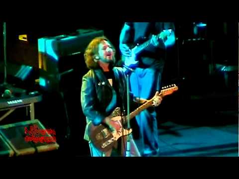 Pearl Jam - Breakerfall (New York '10) HD