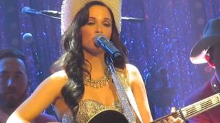 Kacey Musgraves - Cup Of Tea (Live in London, England)